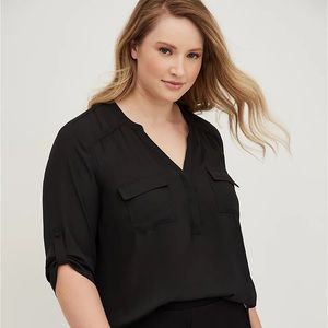 NWT Torrid Harper Black Georgette Pullover Blouse Item #10381277 Size 0